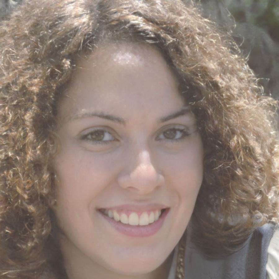 Ritratto di Benedetta Torriani, docente di danza contemporanea